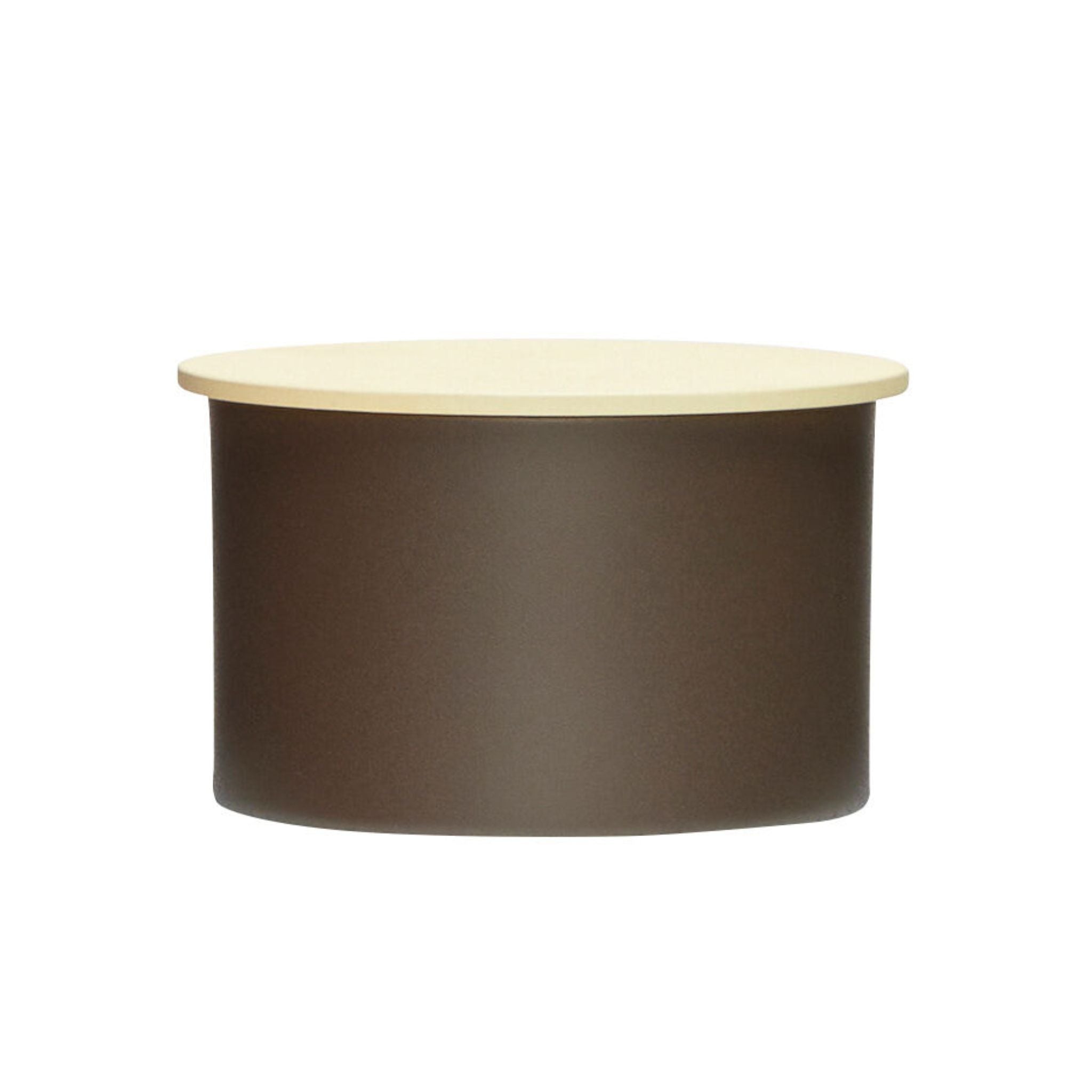 Braune Metalldose mit gelbem Deckel.