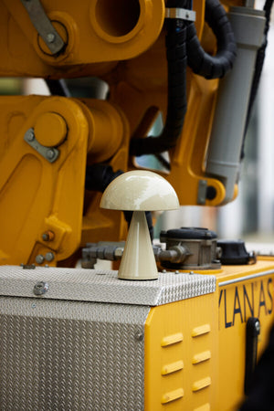 Mush Tragbare Lampe Sandfarben