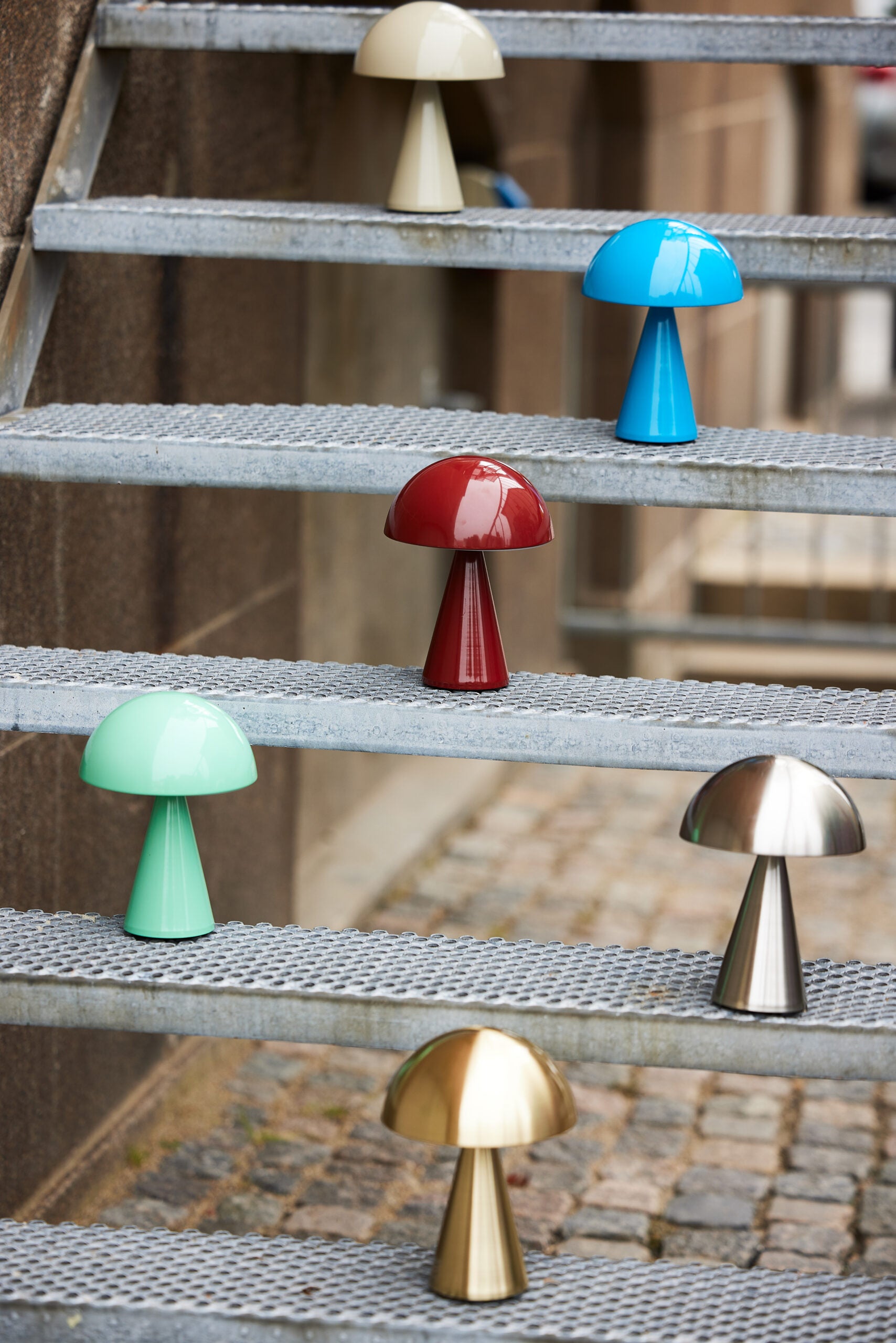 Mush Tragbare Lampe Messingfarben