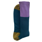 Bio-Baumwoll-Socken Yvette von La Cerise sur le Gâteau in Petrol.