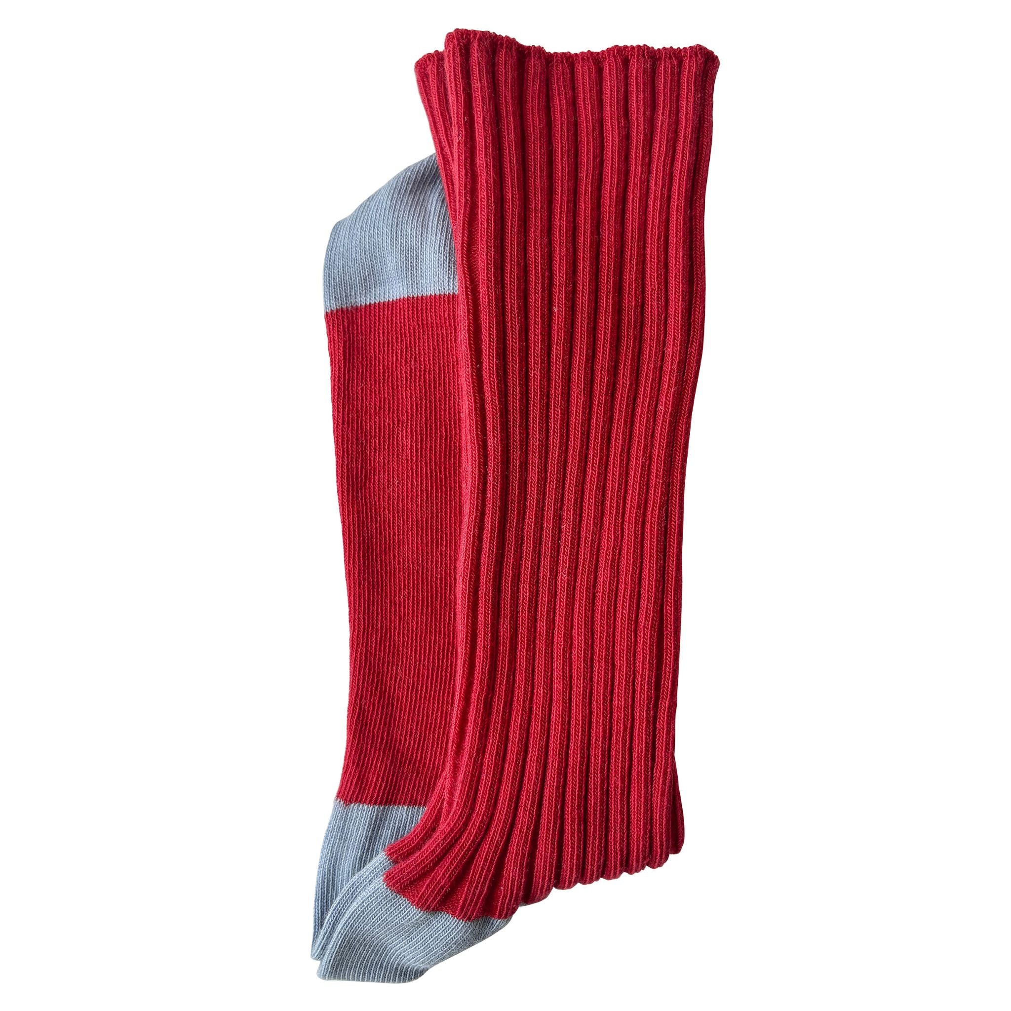 Bio-Baumwoll-Socken Yvette von La Cerise sur le Gâteau in Rot.