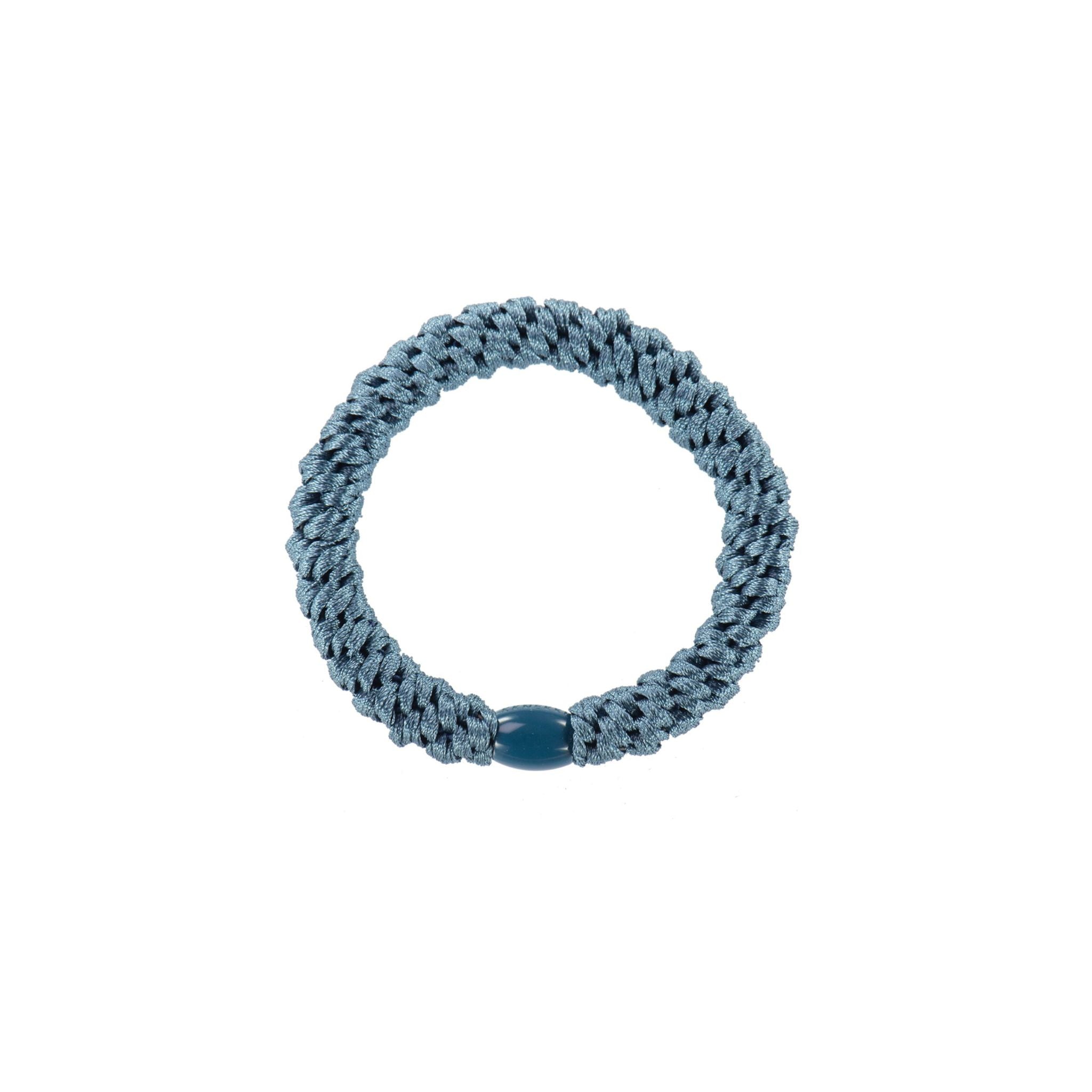 Pudrig blauer Kknekki Haargummi mit geflochtener Struktur, dicke Version.
