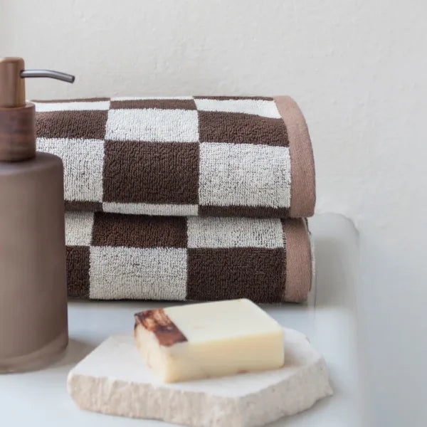 mette ditmer gästehandtuch retro braun aus 100% bio-baumwolle fürs bad